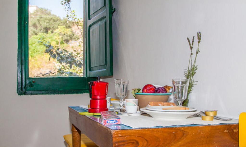 Casa Betta E Elisa Apartman Valderice Szoba fotó